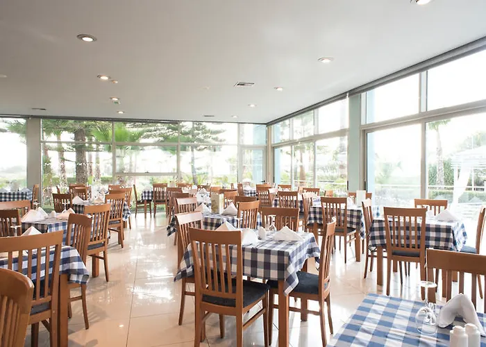 Blue Lagoon فندق