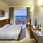 Blue Lagoon מלון 5*