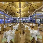 Blue Lagoon מלון 5*