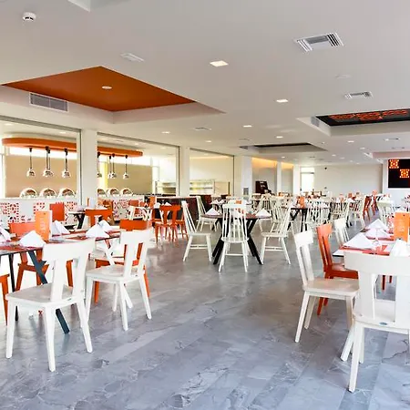 מלון Blue Lagoon 5*